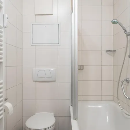 622, Seepark Apartment